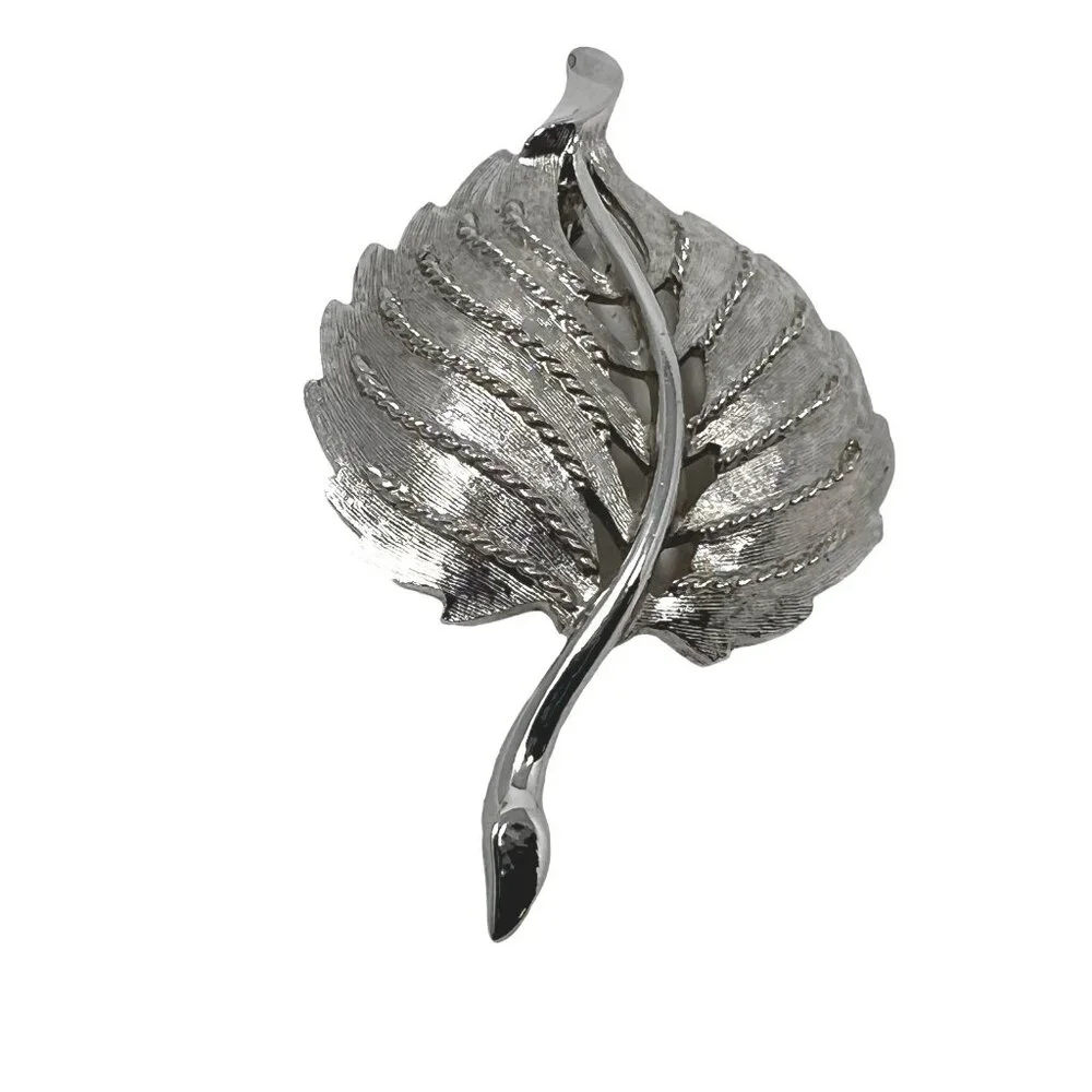Monet Leaf‎ Brooch Silver Tone Brushed Textured Signed Vintage Pin